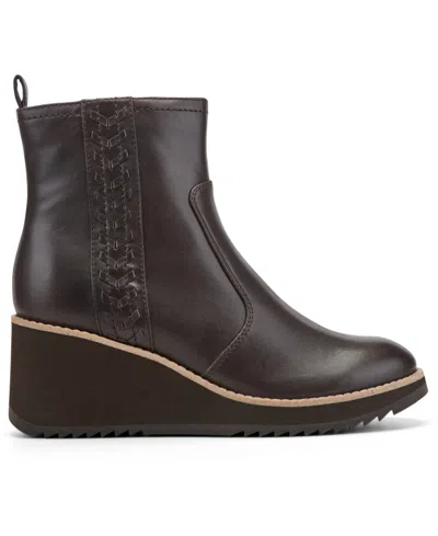 Earth Women's Camryn Wedge Heel Casual Ankle Booties In Brown