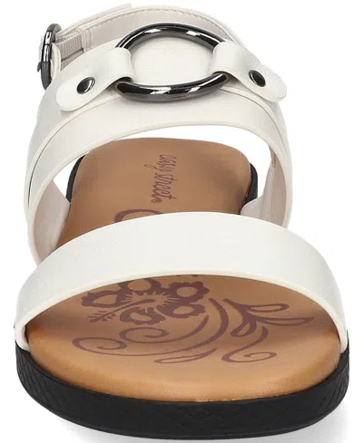 Easy Street Cohen Slingback Sandals In White