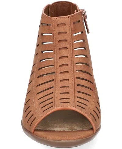 Easy Street Elevate Sandals In Brown