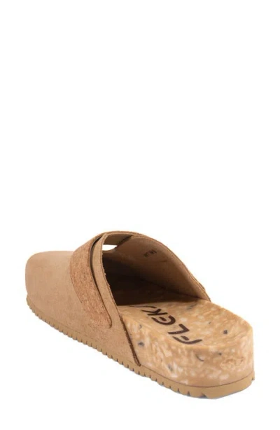 Fleks More Mesa Clog In Neutral