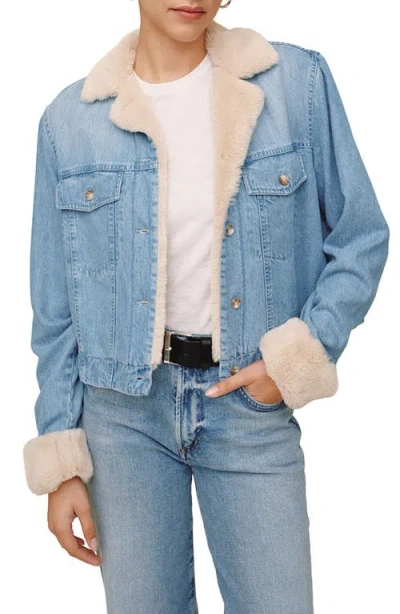 Bella Dahl Faux Shearling Lined Denim Jacket In Blue