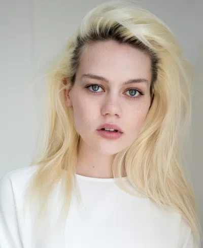 R + Co Spiritualized Dry Shampoo Mist In Transparent