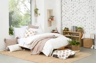 Carol & Frank Mel Dune Cotton Euro Sham 26" X 26" In White