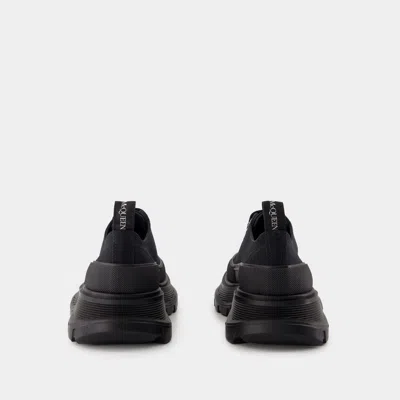 Alexander Mcqueen Tread Slick Sneakers In Black
