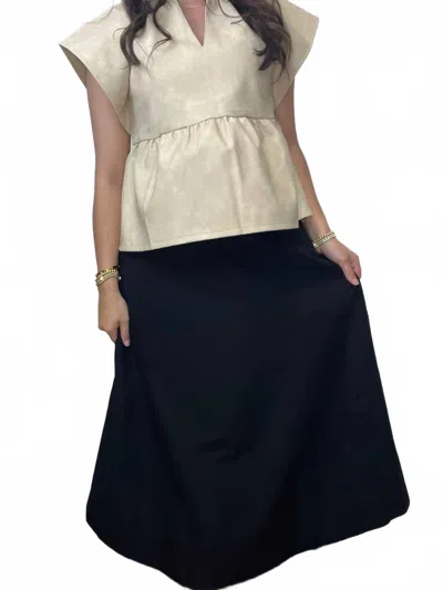 Hem & Thread Stretch Wasteband Midi Swing Skirt In Black In Black