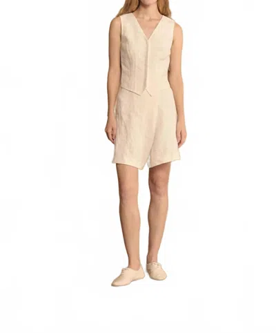 Cortana Costa Linen Shorts In Ivory In Multi