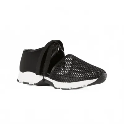 All Black Women's Amazing Mesh Sneaker In Black In Multi