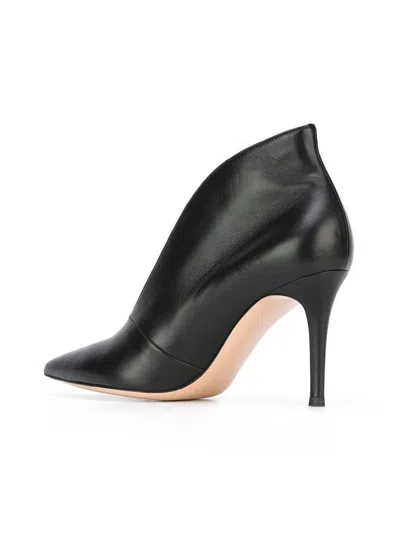 Gianvito Rossi With Heel In Black