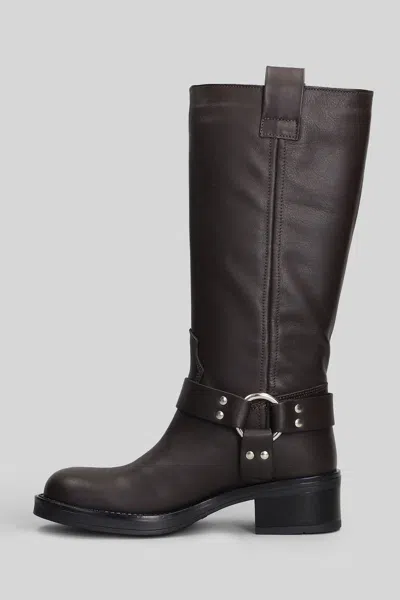 Gisel Moire Blackpool Low Heels Boots In Brown