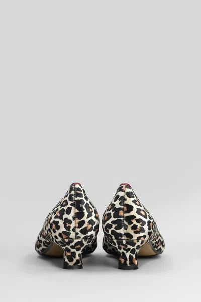 L'arianna Pumps In Animal Print