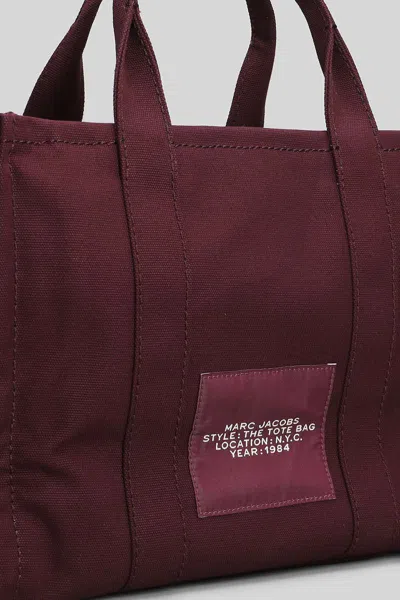 Marc Jacobs The Medium Tote Tote In Red