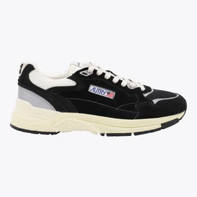 Autry Hyperway Sneakers In Black Mesh And Velvet In Black