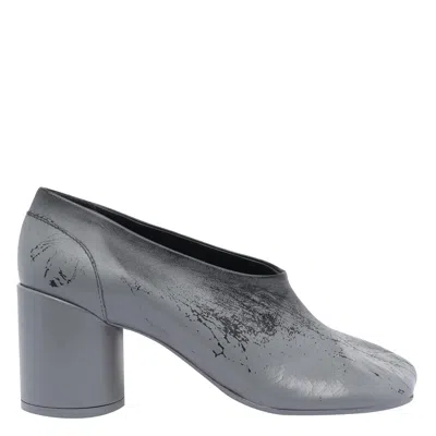 Mm6 Maison Margiela Stylish Block Heel Round Toe Pumps In Silver