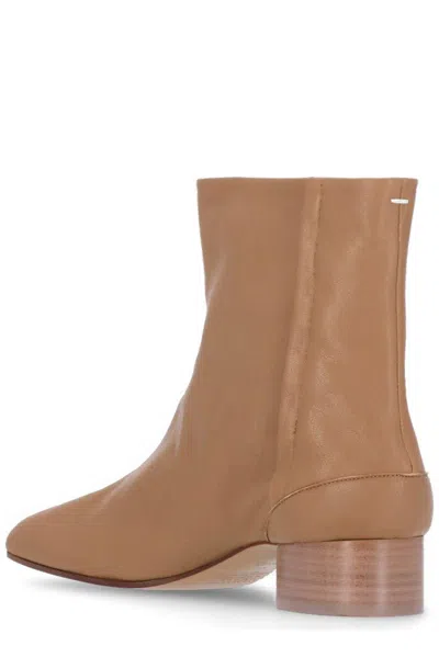 Maison Margiela Tabi Ankle Boots In Brown