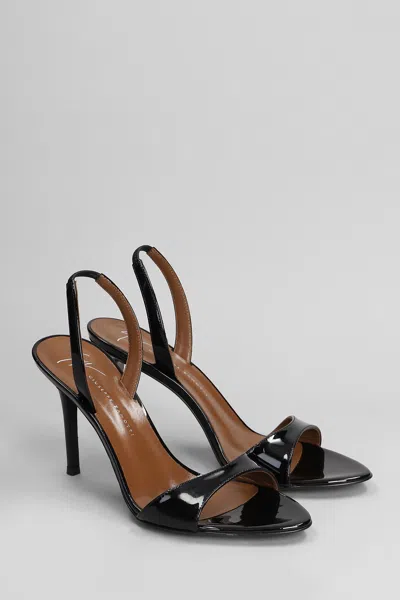 Giuseppe Zanotti Sandals In Black Patent Leather In Black