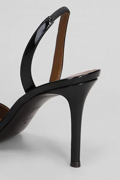 Giuseppe Zanotti Sandals In Black Patent Leather In Black