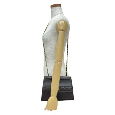 Pre-owned Chanel Brown Leather Shoulder Bag ()