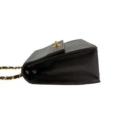 Pre-owned Chanel Brown Leather Shoulder Bag ()