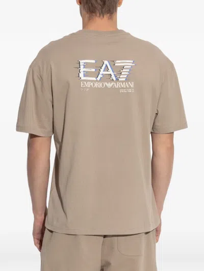 Ea7 Logo T-shirt In Neutral