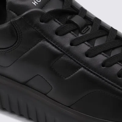 Hogan Monochromatic Low-top Sneakers With Ridged Rubber Sole In Black