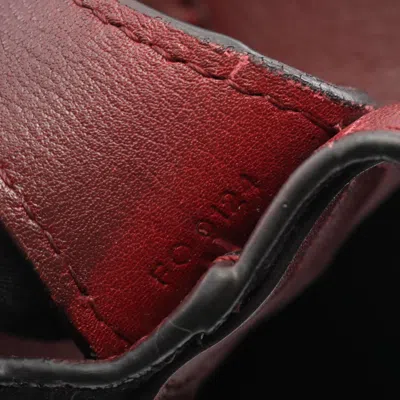 Pre-owned Louis Vuitton Bordeaux Ruby Leather Shoulder Bag ()