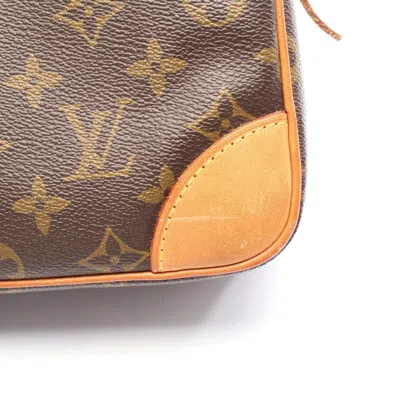 Pre-owned Louis Vuitton Brown Coated Canvas Monogram Pvc Leather Clutch Bag ()