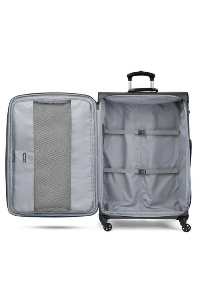 Travelpro Pilot Air 2 29-inch Expandable Spinner Luggage In Multi