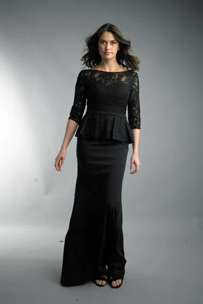 Basix Black Label 3 Quarter Sleeve Gown In Black