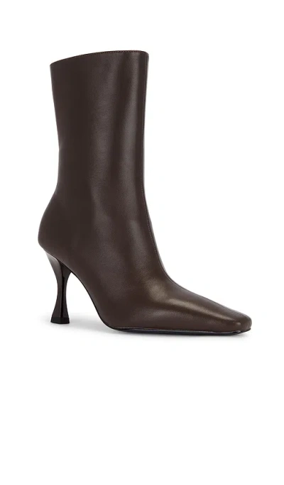 Raye Julieta Boot In Brown