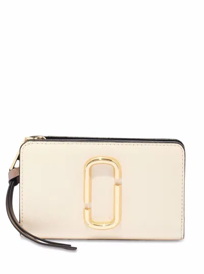 Marc Jacobs The Compact Wallet Wallet In Beige Leather In White