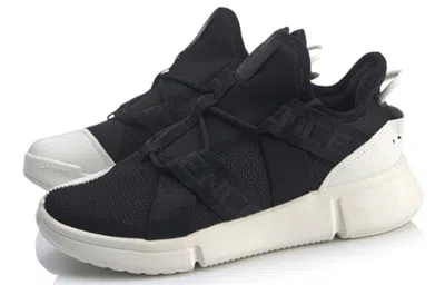 Li-ning (wmns)  Essence Lowkey Lace 2 In Multi