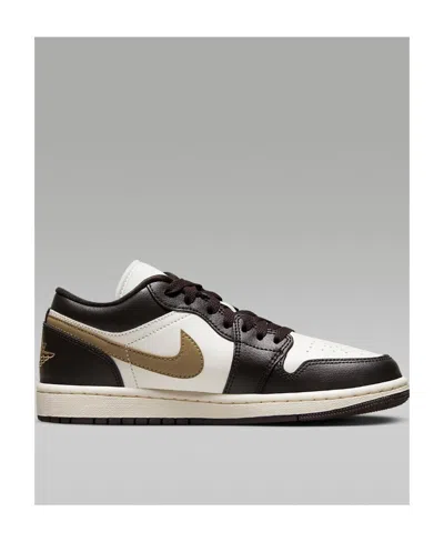 Nike Laced Sneakers In Black