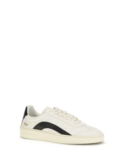 Dsquared2 Lace-up Low-top Sneakers In White