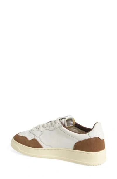 Autry Medialist Low Wom Sneakers In Animal Print