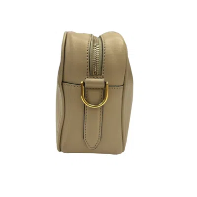 Pre-owned Fendi Beige Leather Shoulder Bag () In Sand