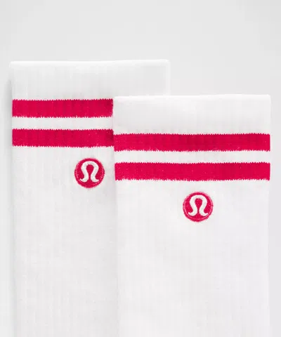 Lululemon Unisex Daily Essential Quarter Socks In White
