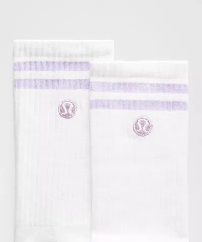 Lululemon Unisex Daily Essential Crew Socks In White