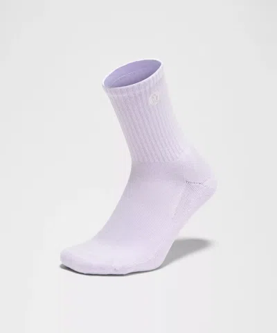 Lululemon Unisex Daily Essential Quarter Socks In Purple