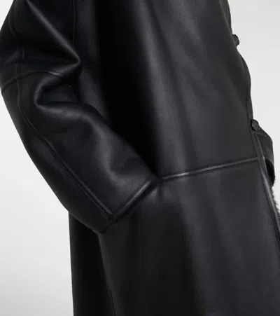 Totême Shearling-lined Leather Coat In Black