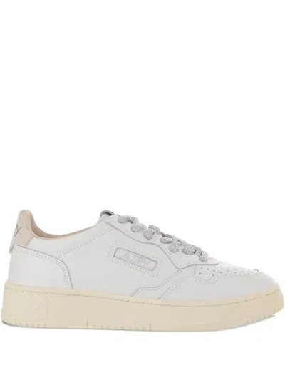 Autry Medialist Low Leather Sneakers In White