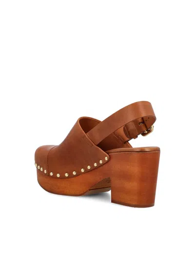 Chloé Chunky Heel Stud Embellishments Wooden Platform Pumps In Ginger Brown