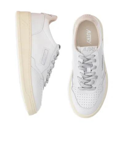 Autry Medialist Low Leather Sneakers In White
