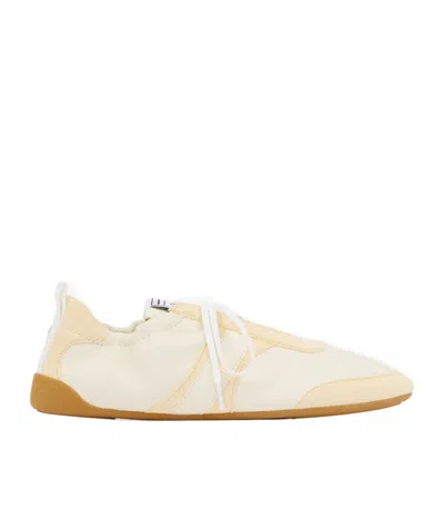 Chloé Kick Suede-trimmed Leather Sneakers In Neutral