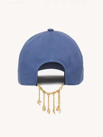 Chloé Logo Embroidered Charm Detailed Cap In Blue