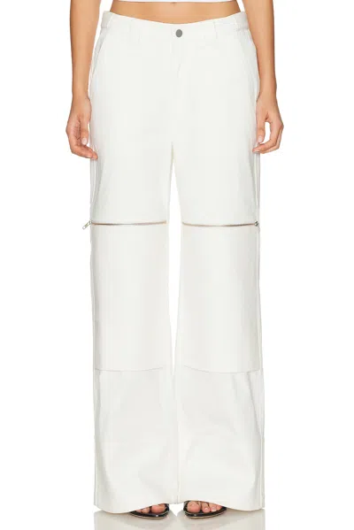 Haelo Flex Waist Zip Cargo Pant In White
