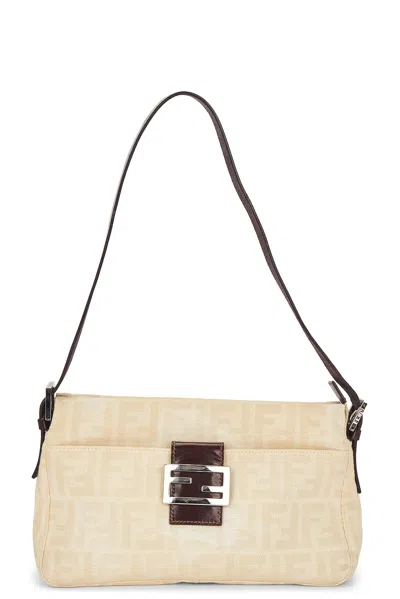 Pre-owned Fendi Zucca Shoulder Bag In Sand
