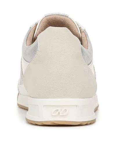 Naturalizer Garnet Sneaker In White
