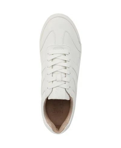 Naturalizer Garnet Sneaker In White