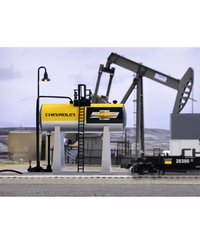 Lionel Chevy Plug-expand-play Elevated Tank O Gauge Model Train Accessory In Silver