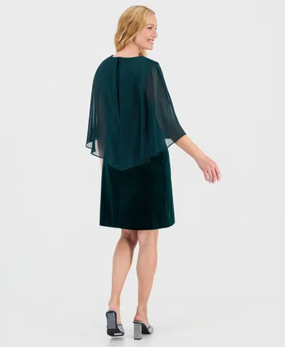 Connected Women's Capelet-sleeve Stretch Velvet Sheath Dress In Green